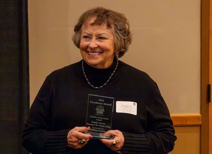 longtime-bend-real-estate-broker-sandy-garner-receives-c-o-builders-associations-lifetime-achievement-award-2, 4610110,